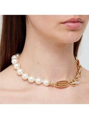 🔥100% Authentic VIVIENNE WESTWOOD Yolanda Necklace